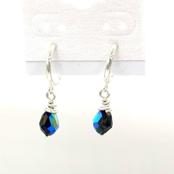 Hand Crafted Clip On Earrings Silver Blue Crystal - Picture 1 of 5